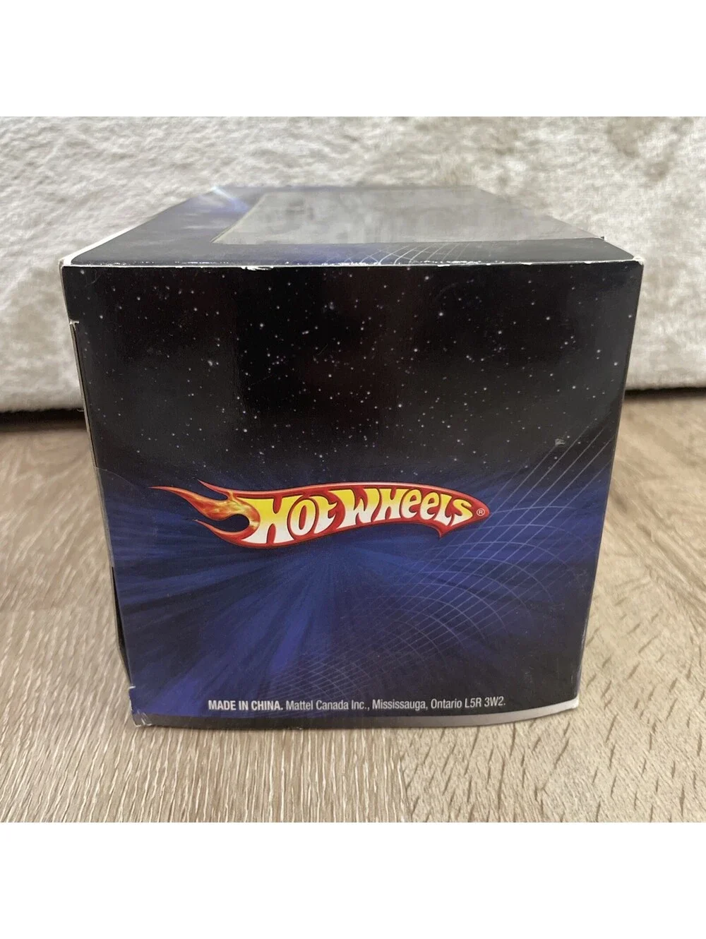 HOT WHEELS STAR TREK U.S.S. RELIANT NCC-1864 DIE-CAST W/ STAND *NEW*